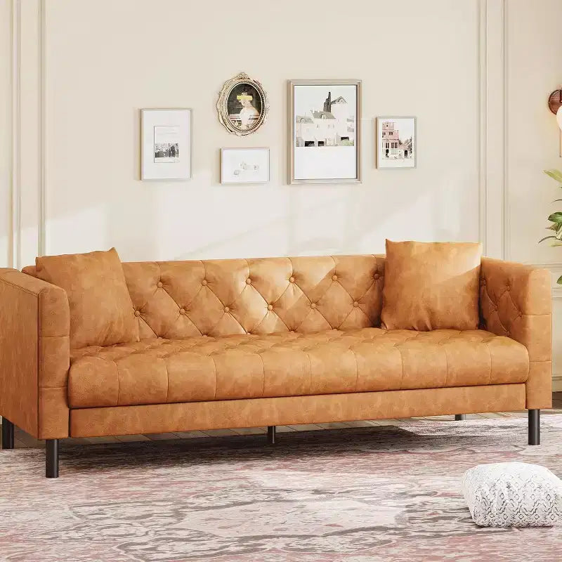 Canapé en cuir Mid-Century Modern pour salon, 3 places à assise profonde avec capitonnage et 2 coussins