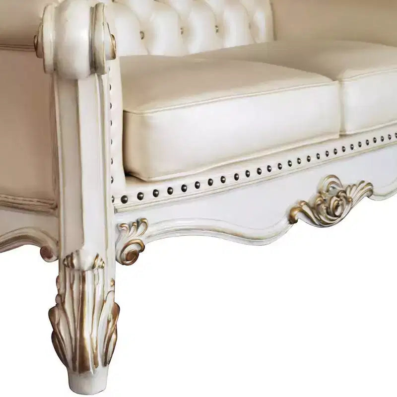 Canapé traditionnel 70" en finition champagne et perle antique