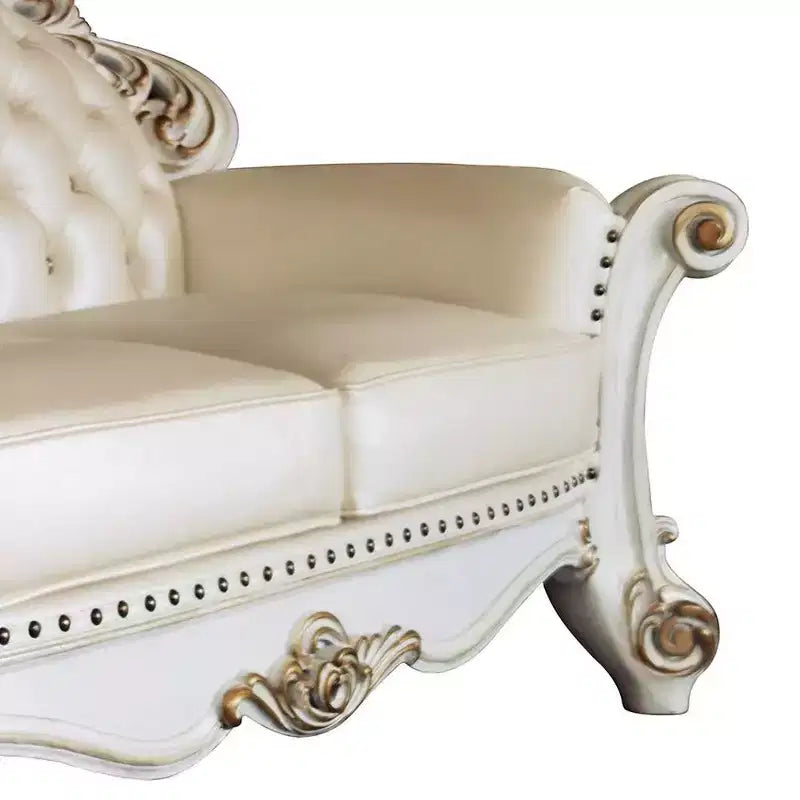 Canapé traditionnel 70" en finition champagne et perle antique