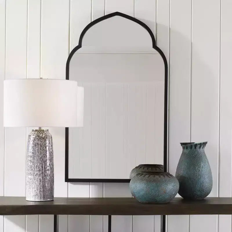 Miroir mural décoratif Arch Vanity – Cadre en fer forgé noir mat, 61 cm de large