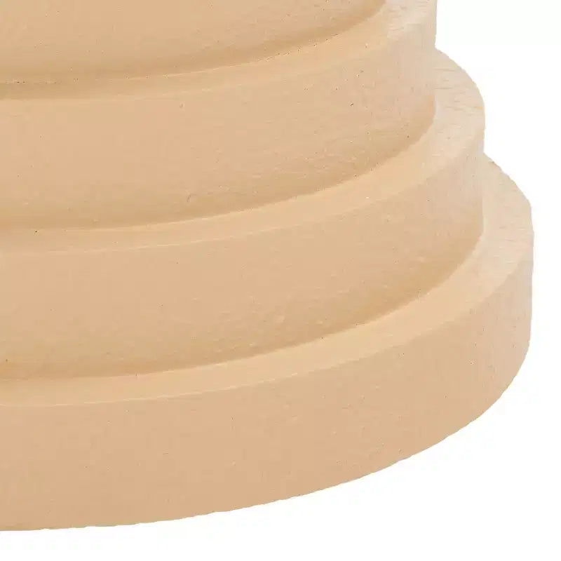 Table d'appoint sculpturale ronde – Design à disques superposés, jaune, MDF