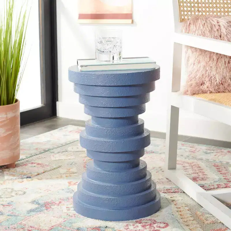 Table d'appoint sculpturale ronde – Design à disques superposés, jaune, MDF