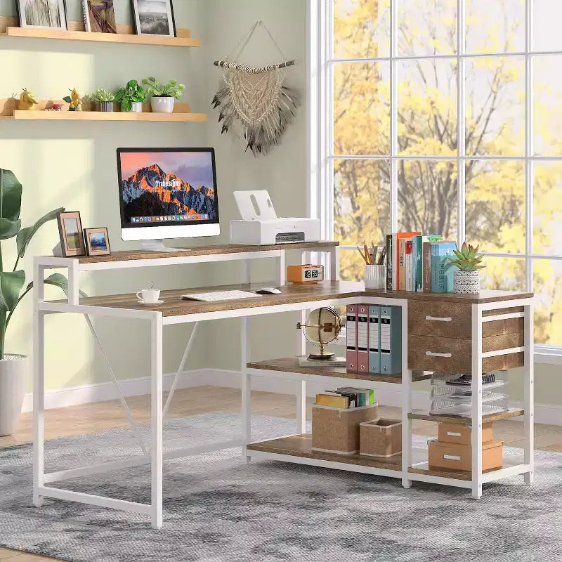 Bureau d'angle informatique