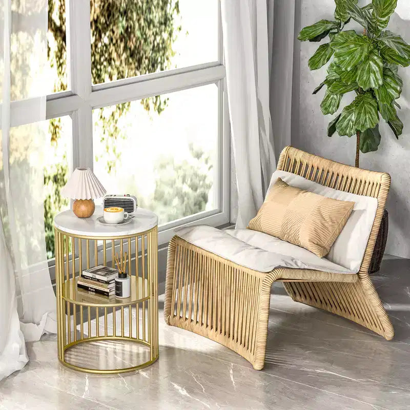 Table d'appoint en rotin en Z avec structure en bambou et plateau en verre trempé